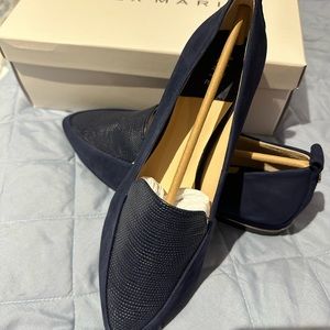 Navy Alex Marie Flats 8.5M